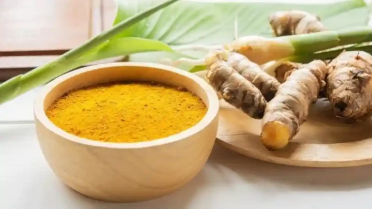 فوائد خلطة الكركم للجسم للعروس و4 خلطات للروتين